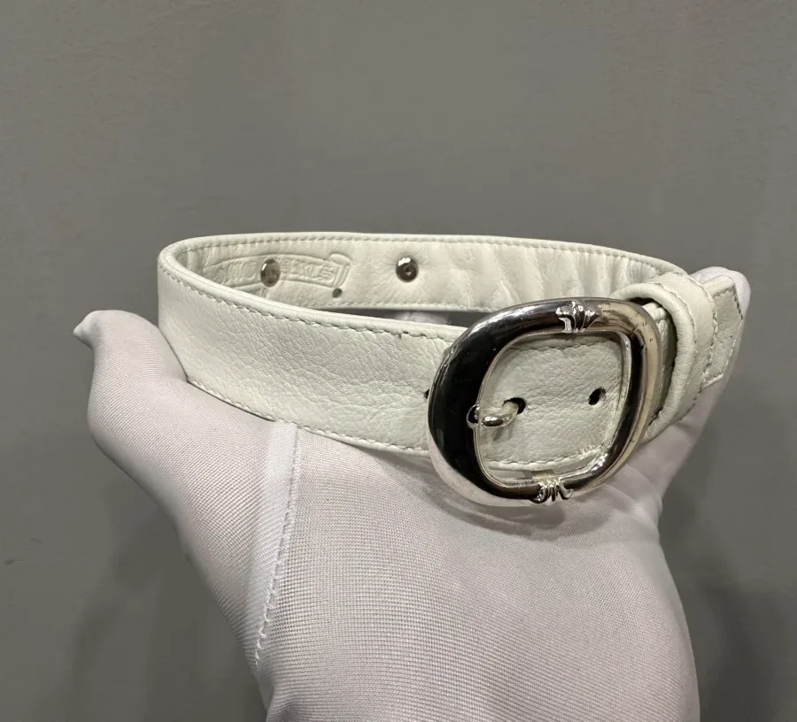 Белый кожаный ошейник для питомцев Chrome Hearts с серебряной пряжкой