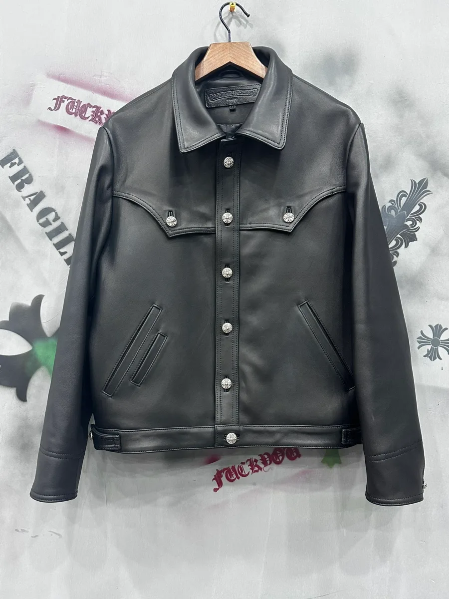 Кожаная куртка Chrome Hearts черного цвета, вид спереди