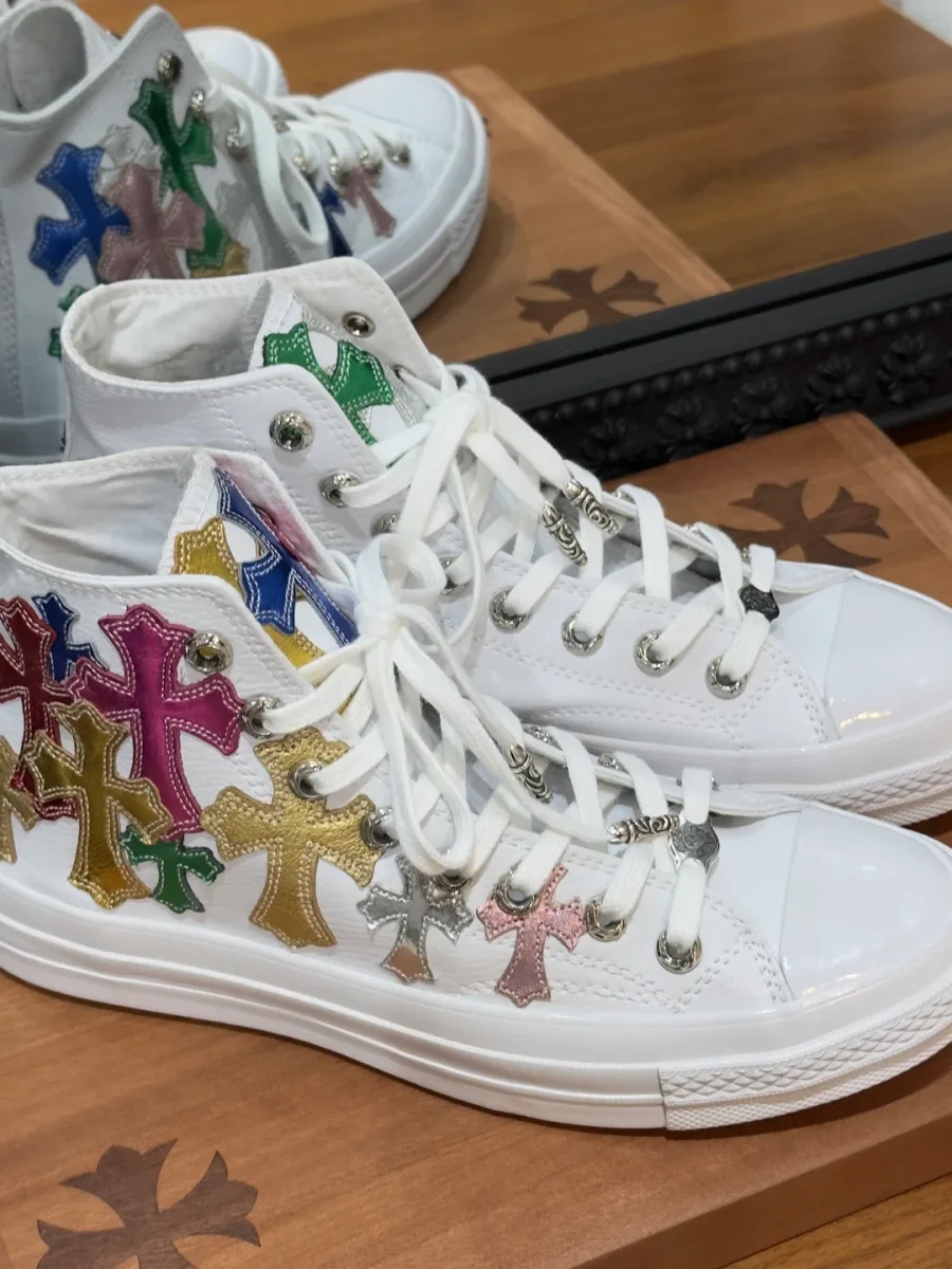 Пара высоких кед Chrome Hearts x Converse 1970s