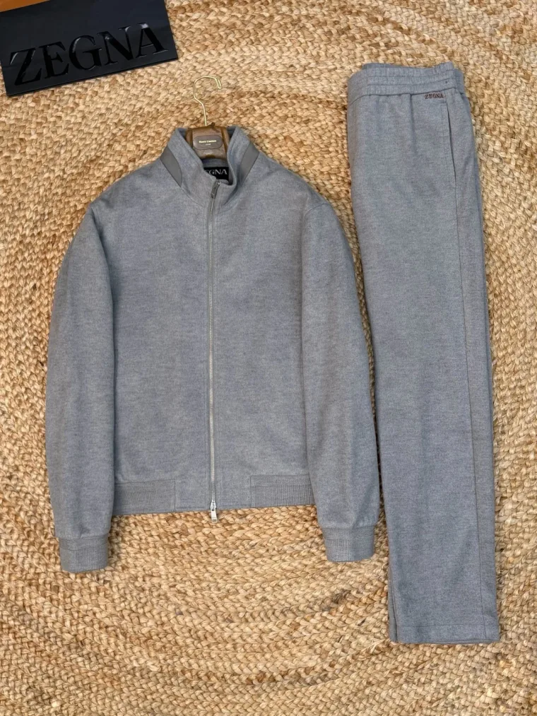 Zegna Серый комплект из куртки на молнии и брюк