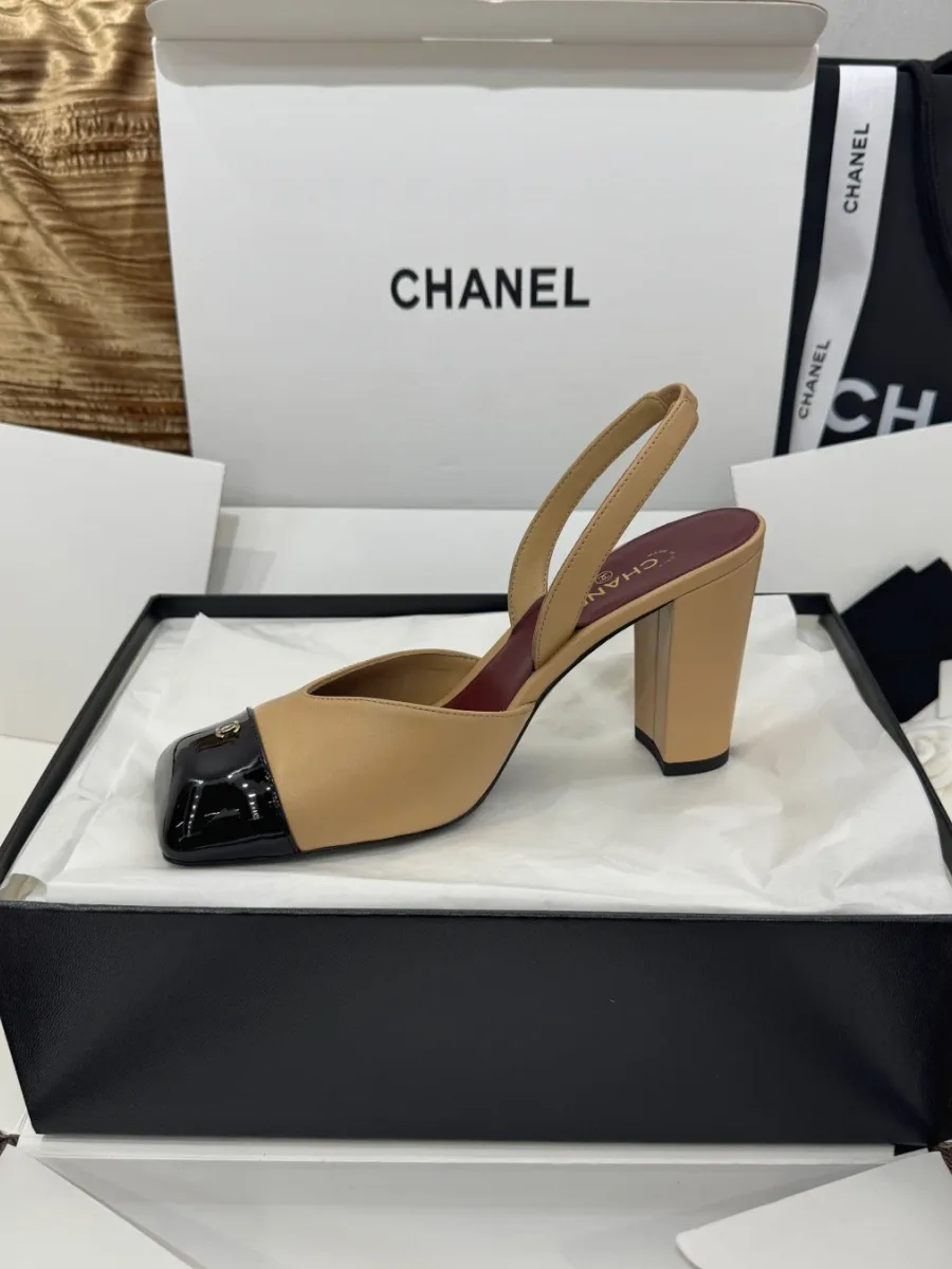 Босоножка slingback с квадратным мыском и открытой пяткой, вид сбоку