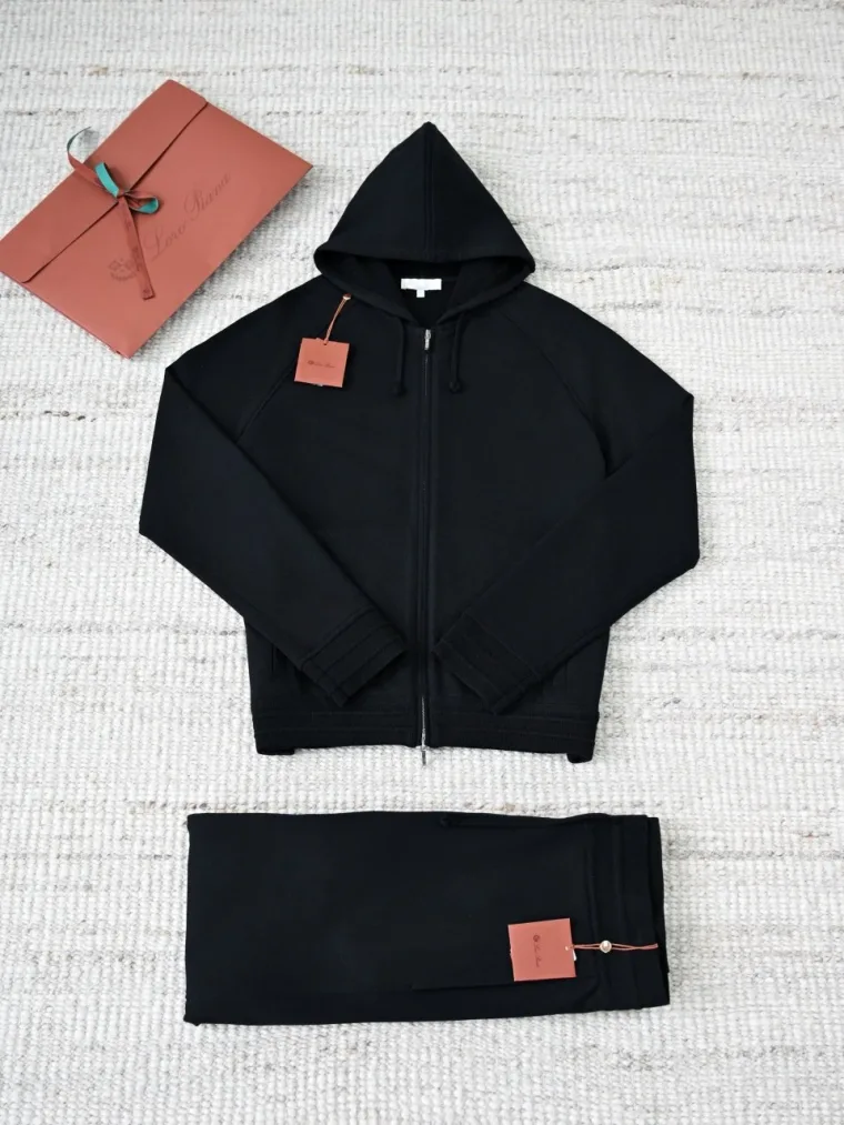 Loro Piana костюм