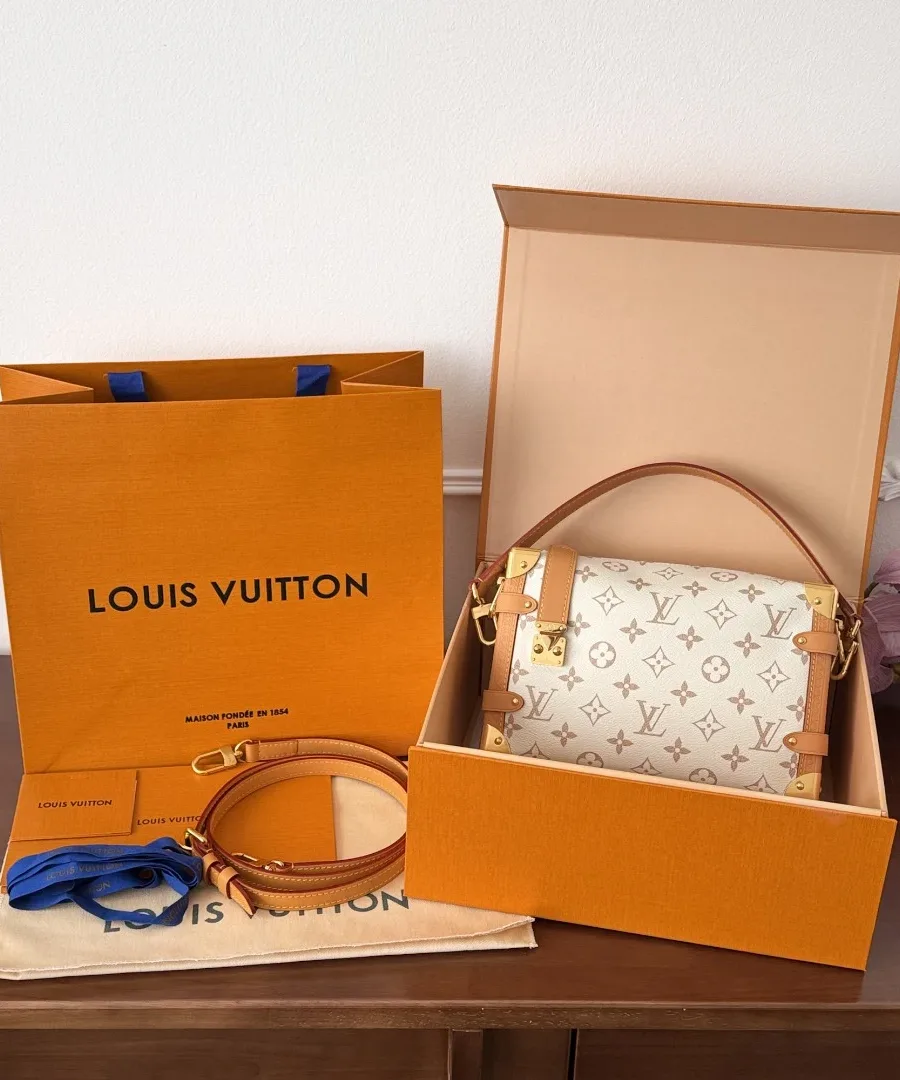 Сумка Louis Vuitton Side Trunk в комплекте с фирменной коробкой и пакетом