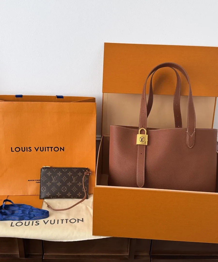 Коричневая сумка Louis Vuitton Low Key Cabas в комплекте с коробкой, пыльником и пошетом