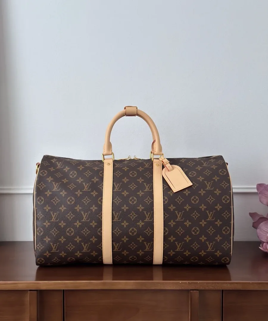 Дорожная сумка Keepall 50 из канвы Monogram, вид спереди