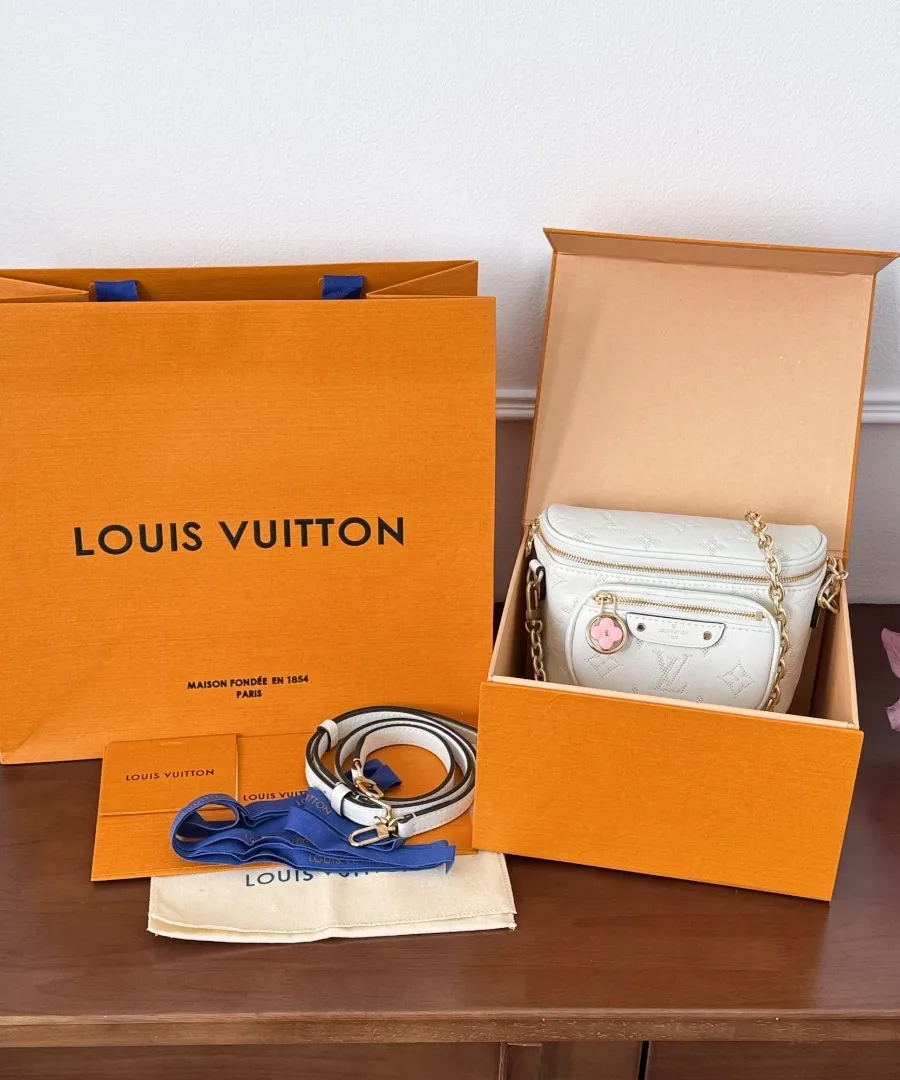 Поясная сумка Louis Vuitton Mini Bumbag в фирменной коробке с пыльником и пакетом
