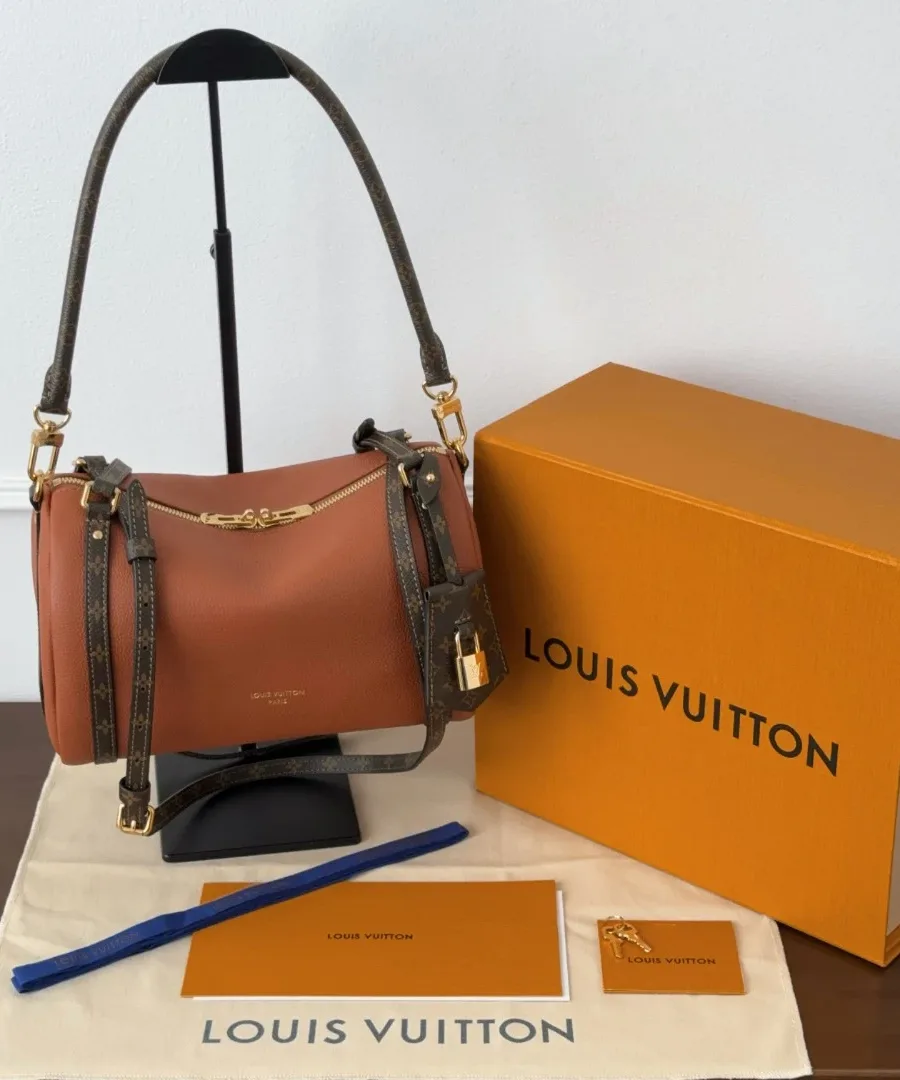 Коричневая сумка Louis Vuitton Express в комплекте с фирменной коробкой и пыльником
