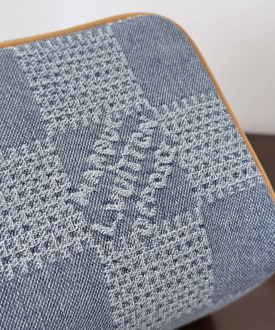 Текстура синего денима с узором в клетку Damier