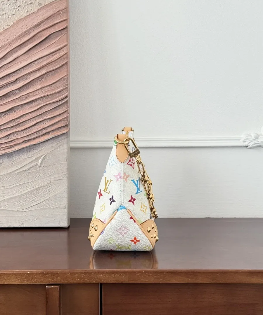 Белая сумка Louis Vuitton Boulogne с принтом Monogram Multicolore, вид сбоку