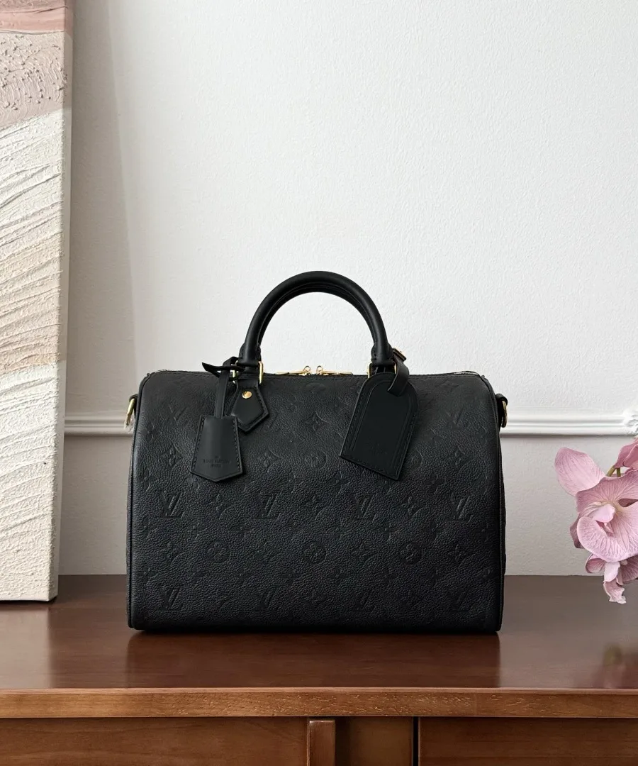 Черная кожаная сумка Louis Vuitton Speedy 30 с тиснением Monogram Empreinte, вид спереди