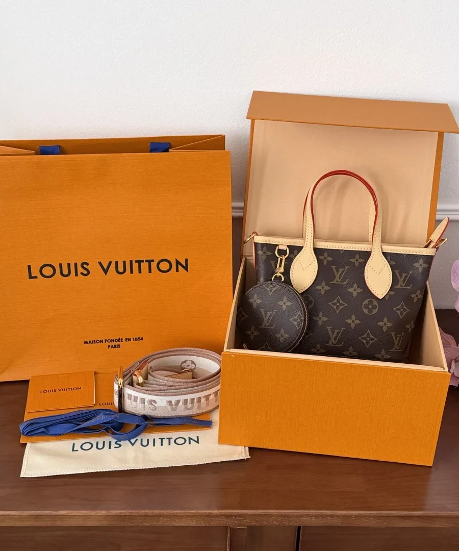 Сумка Louis Vuitton Neverfull BB в фирменной коробке с пыльником и пакетом