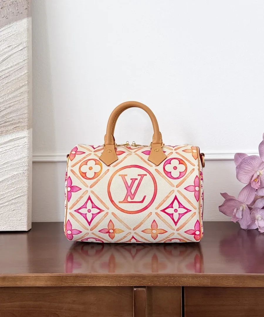 Сумка Speedy 25 с пастельным принтом Monogram, вид спереди