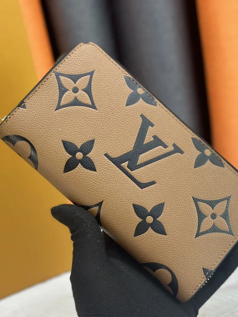 Louis Vuitton Кошелек