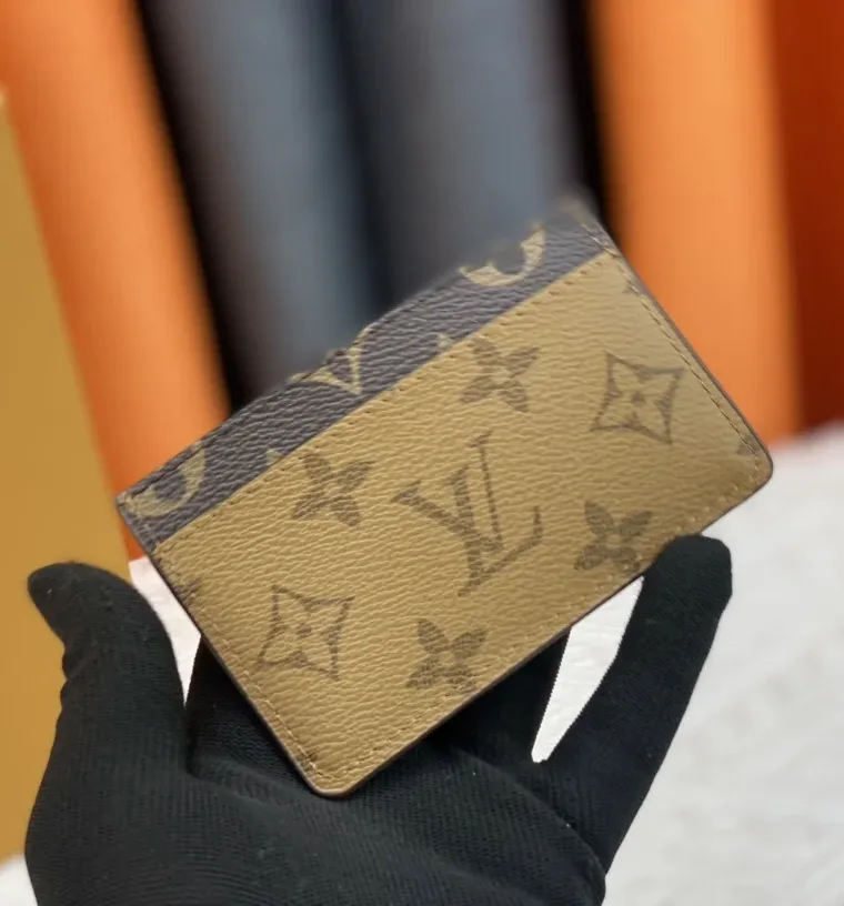 Louis Vuitton Кардхолдер