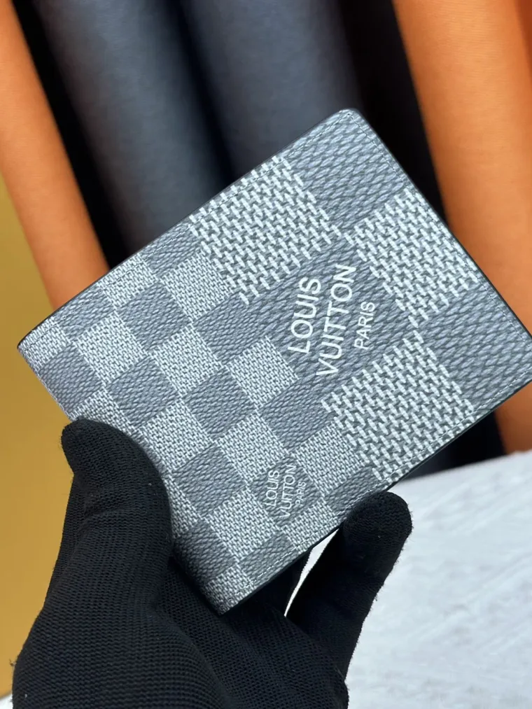 Louis Vuitton Кошелек