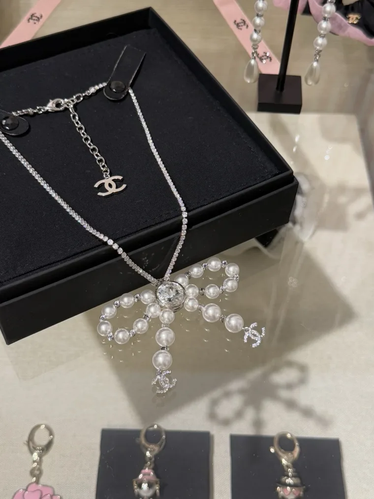Chanel Колье