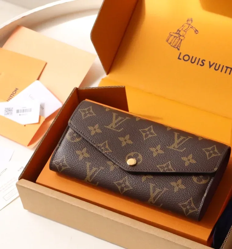 Louis Vuitton Кошелек