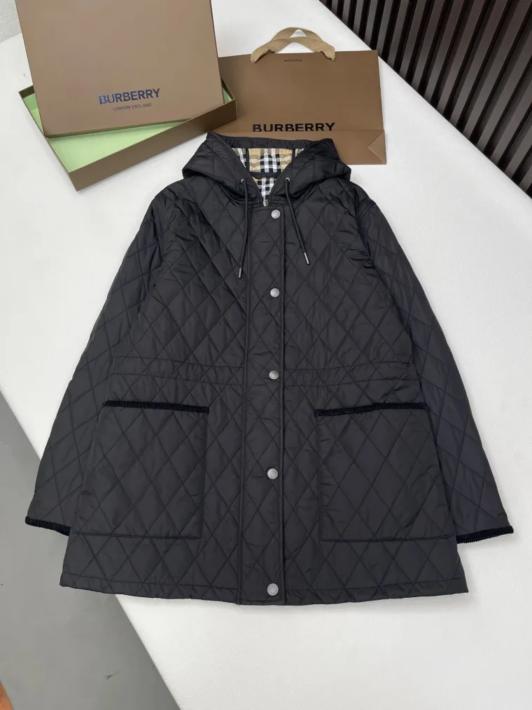Burberry Пальто