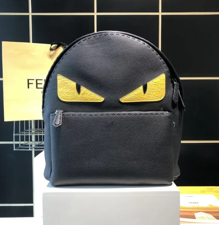 Fendi Чёрный кожаный рюкзак Bag Bugs с аппликацией глаз