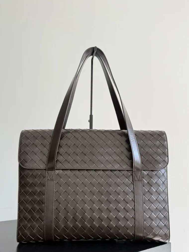 Bottega Veneta Portfolio