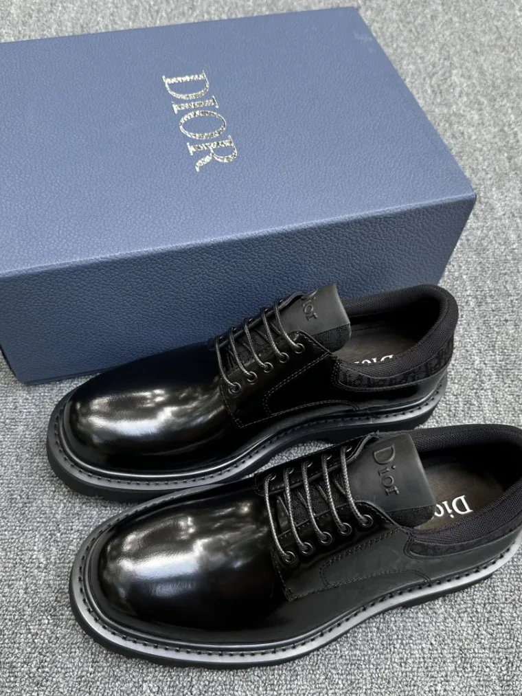 Dior Explorer Дерби