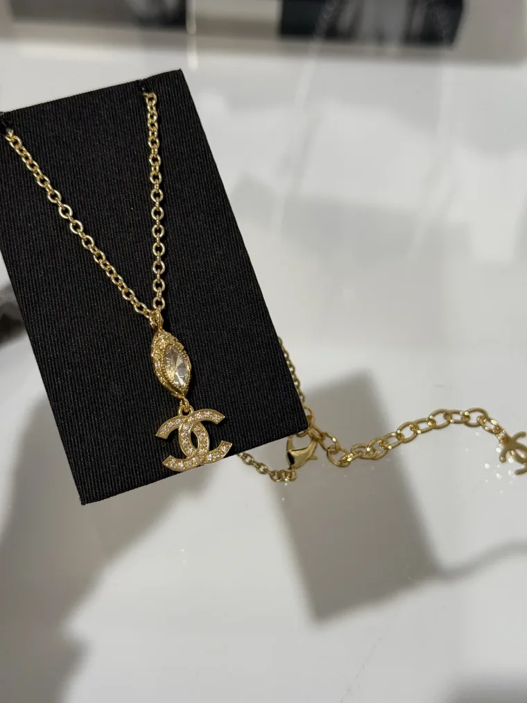 Chanel Колье