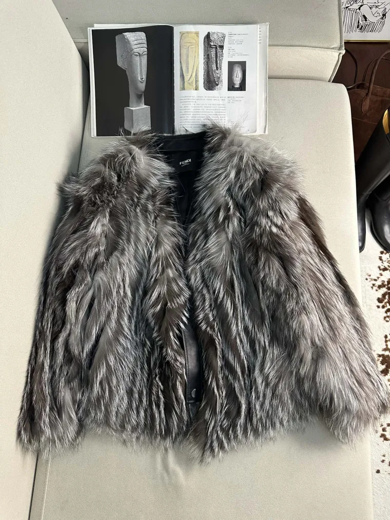 Fendi Шуба