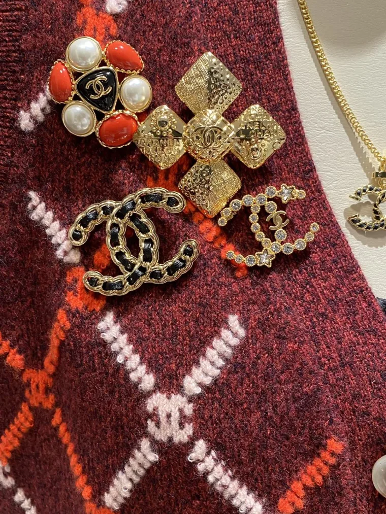 Chanel Брошь