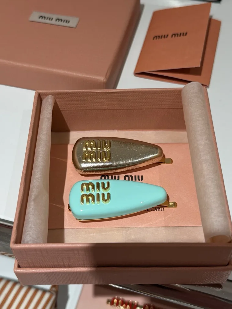 Miu Miu Заколка