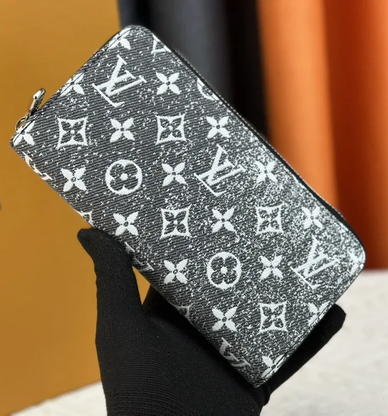 Louis Vuitton Кошелек