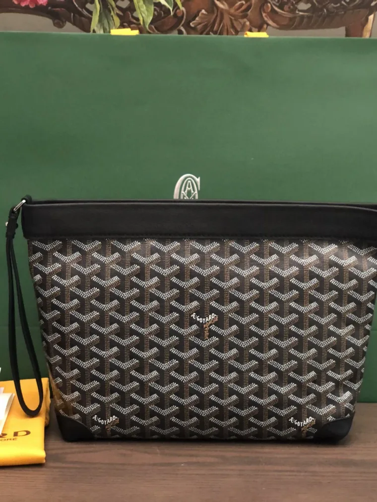 Goyard Conti Pouch