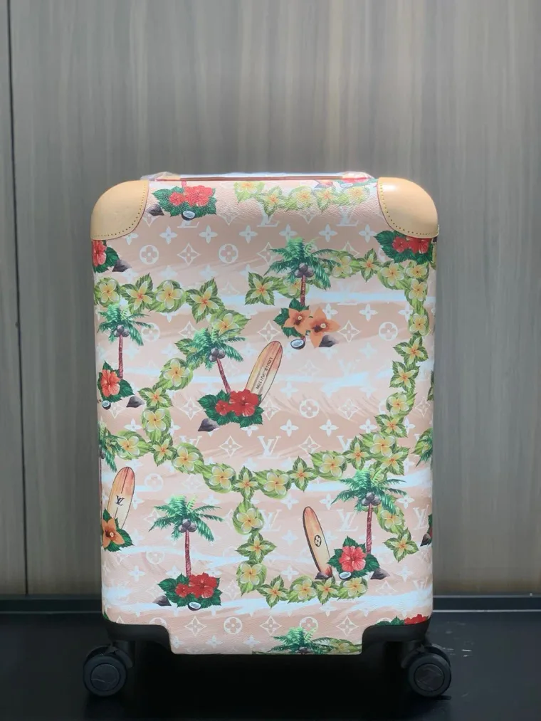 Louis Vuitton Чемодан Horizon 55