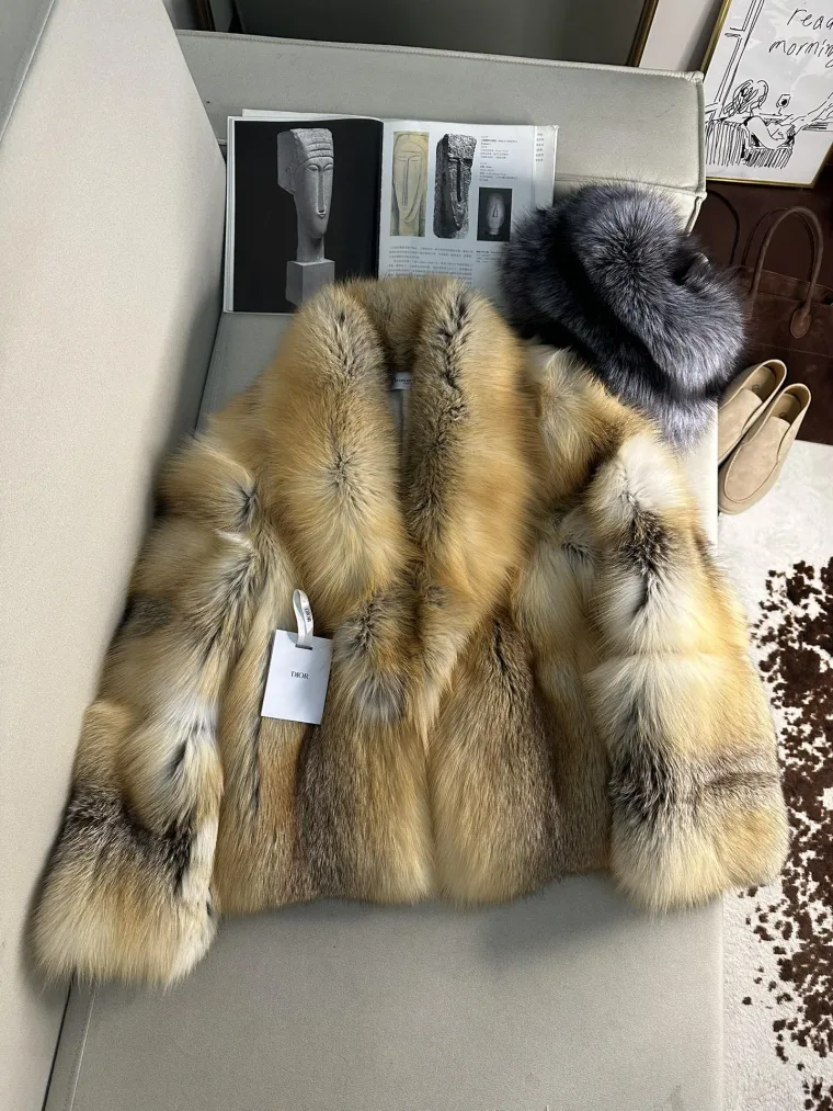 Dior Шуба