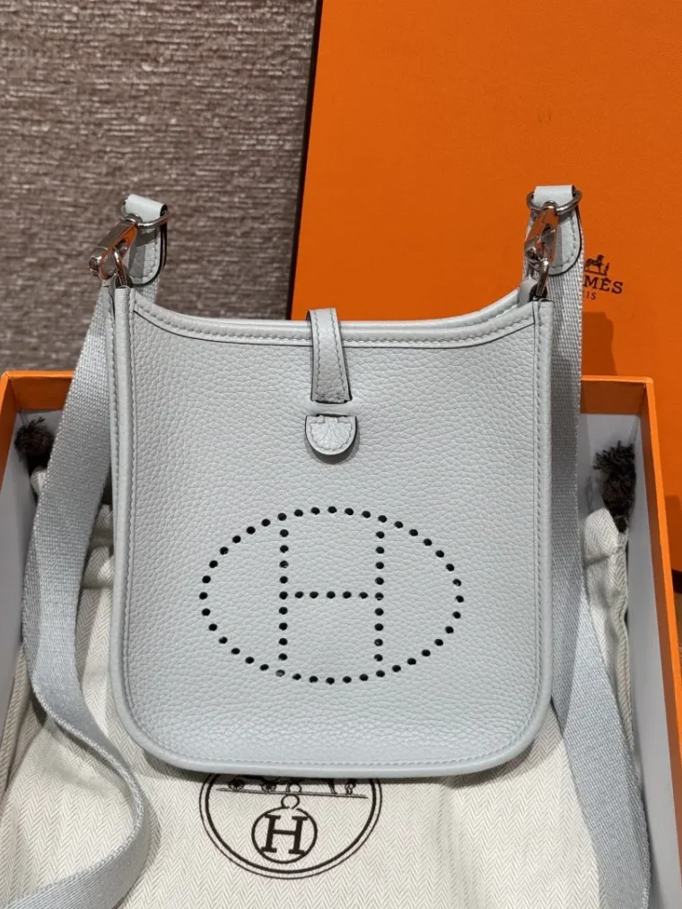 Hermes Evelyne 16