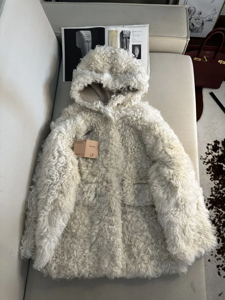 Miu Miu Дублёнка
