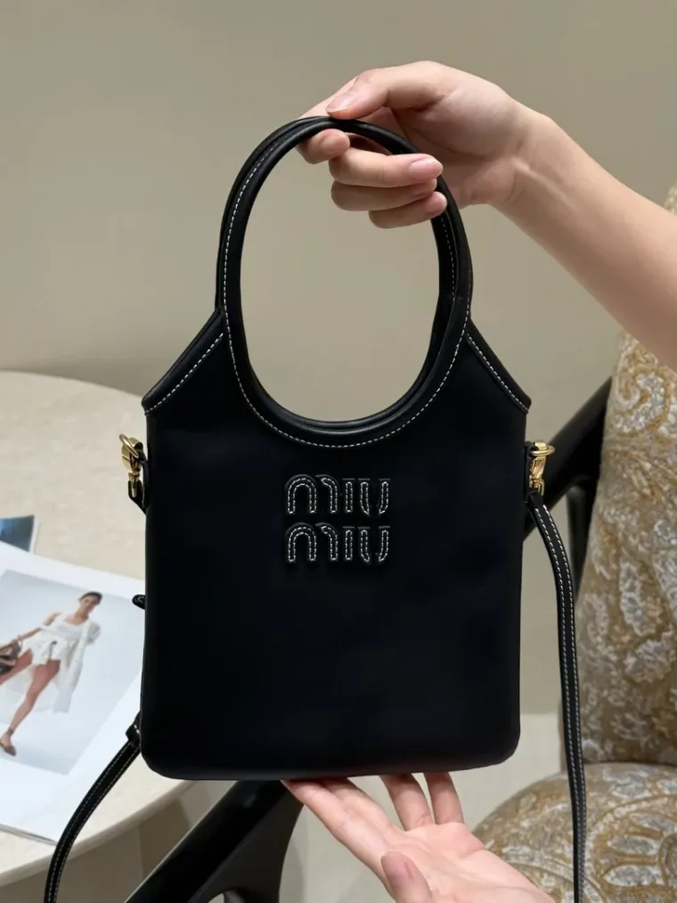 Miu Miu Ivy