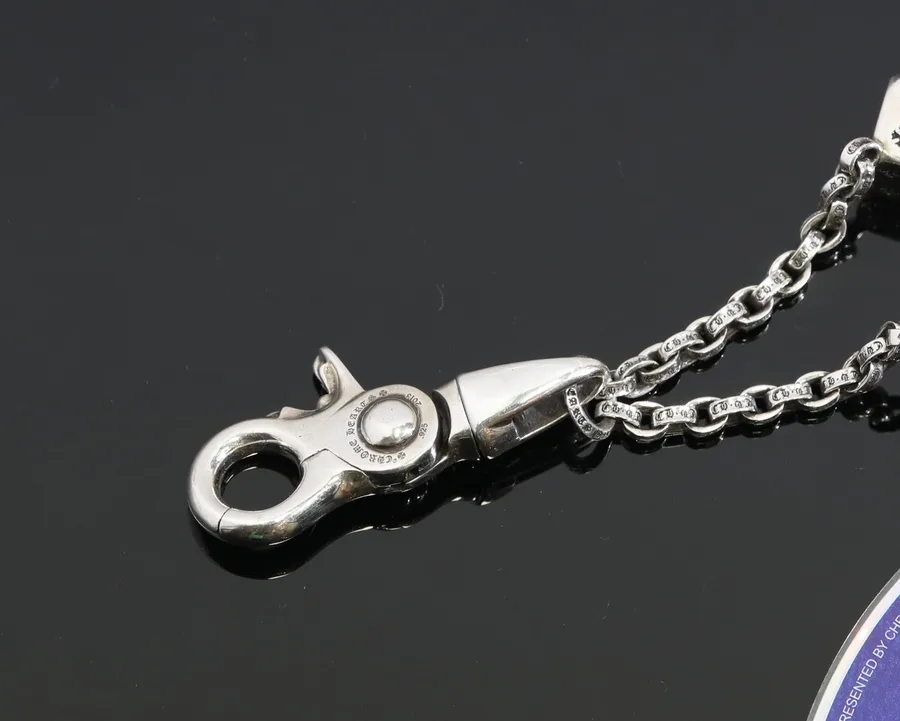 Поворотный механизм и застежка подвески Chrome Hearts