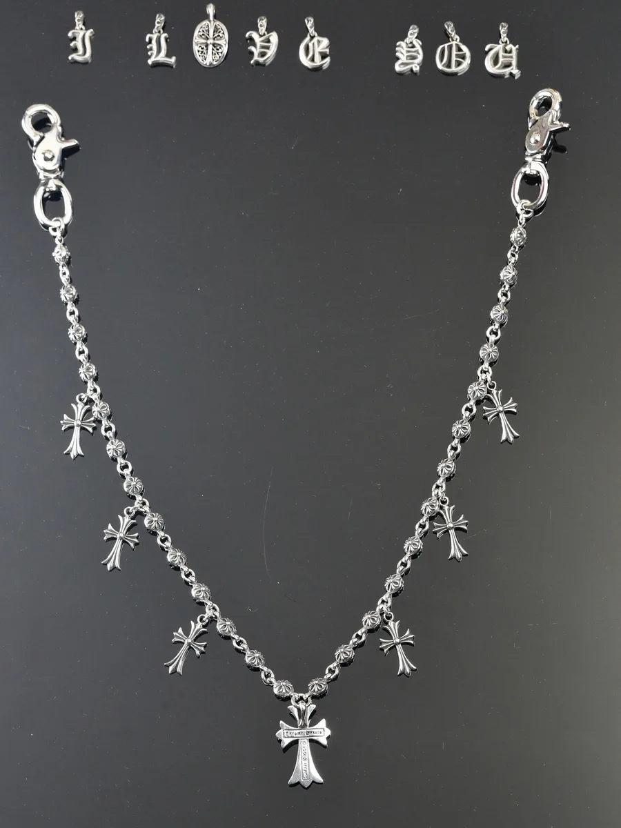 Общий вид цепи Chrome Hearts из серебра 925 пробы с подвесками-крестами