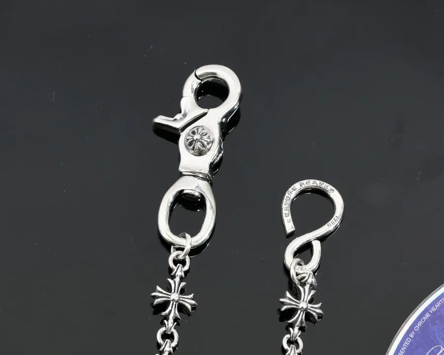 Карабин с фирменной гравировкой и S-образный крючок цепи Chrome Hearts