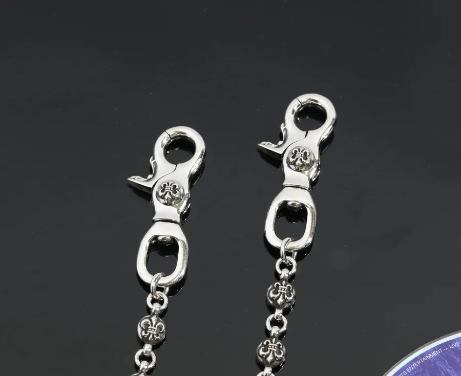Два поворотных карабина серебряной цепочки Chrome Hearts