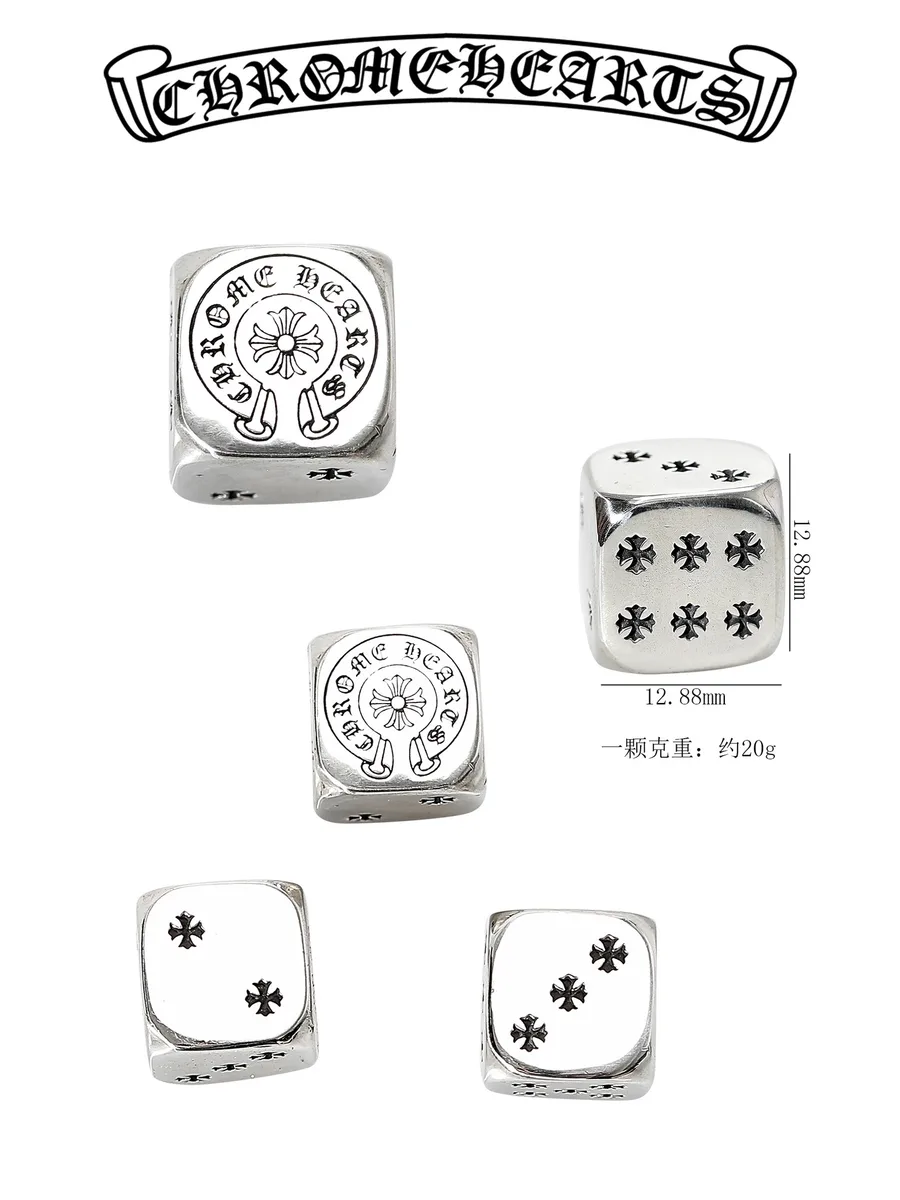 Инфографика с размерами и гранями игрального кубика Chrome Hearts