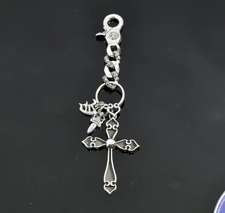 Chrome Hearts Серебряный брелок-подвеска с крестом и кинжалом
