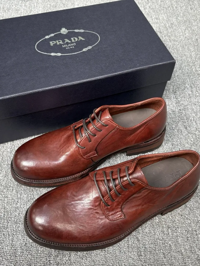 Prada Дерби
