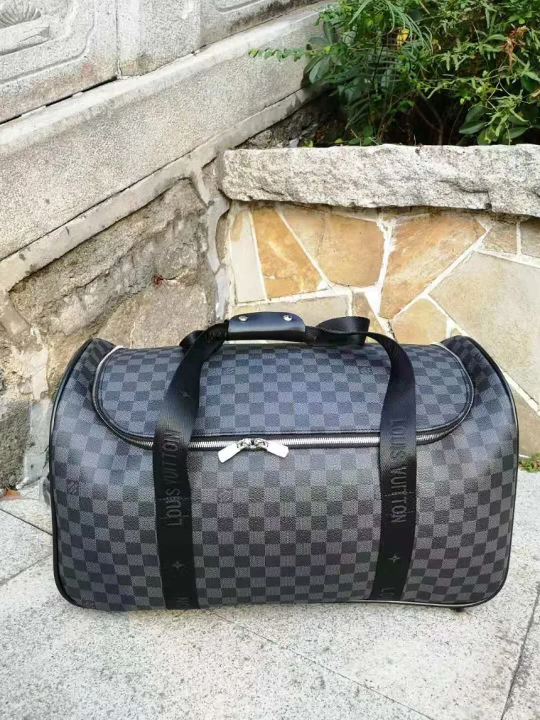 Louis Vuitton Horizon