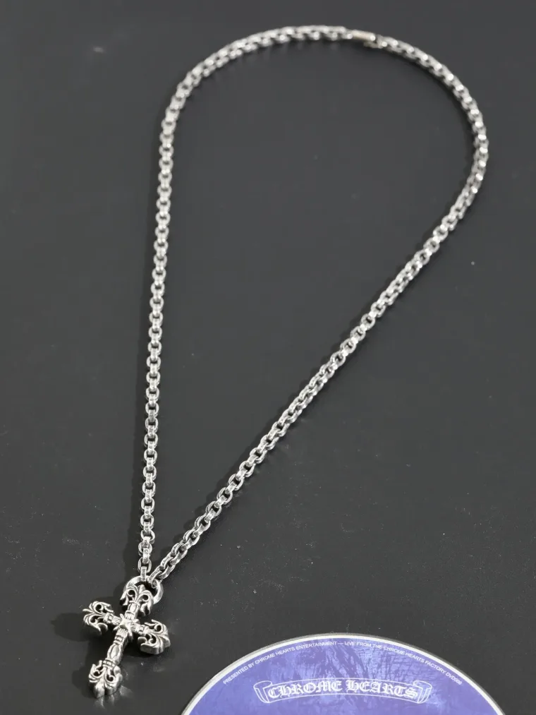 Chrome Hearts Колье с подвеской-крестом из серебра 925 пробы