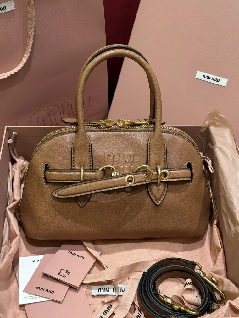 Miu Miu Aventure