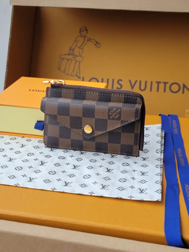 Louis Vuitton Кардхолдер