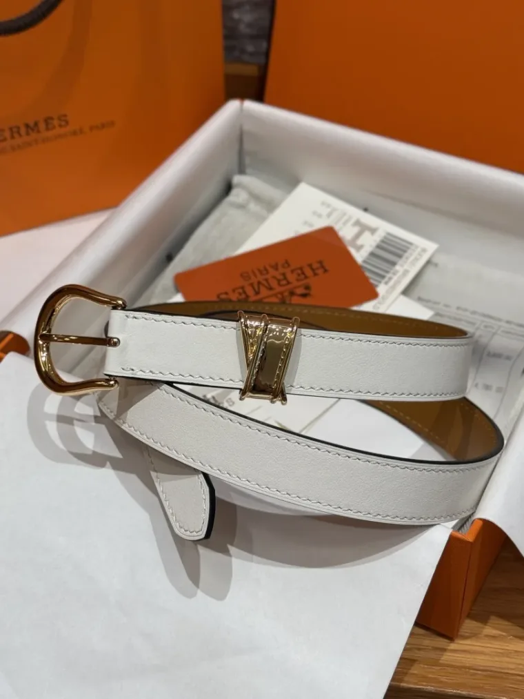 Hermes Ремень Ecuyere 24