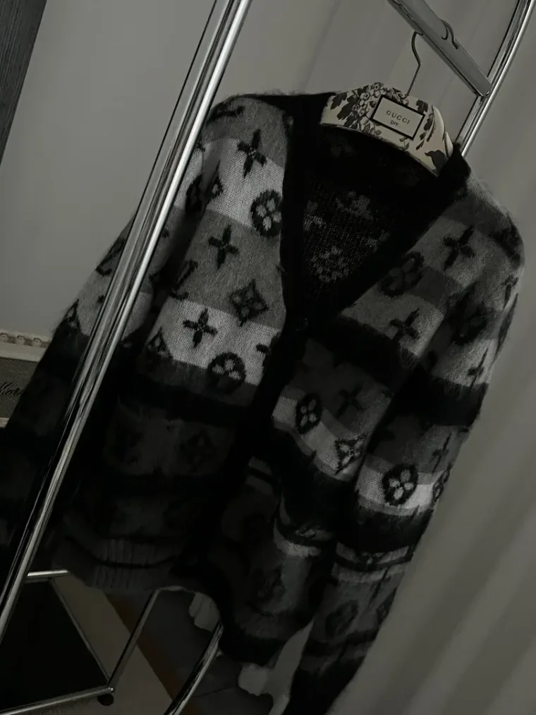Louis Vuitton Кардиган