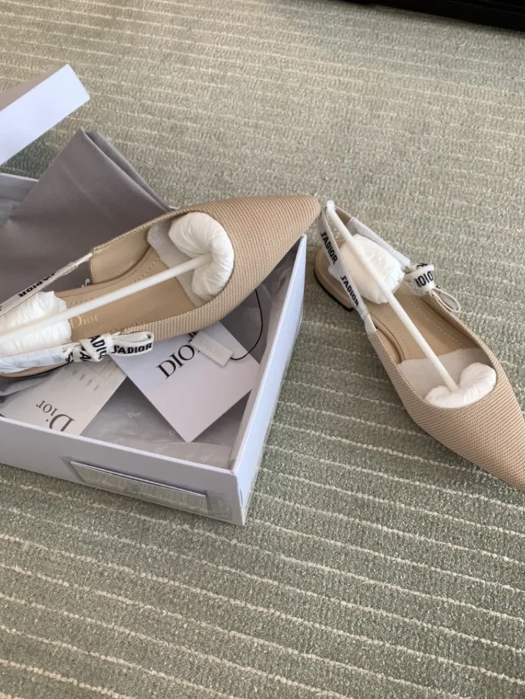 Dior Бежевые слингбэки J'Adior на плоской подошве